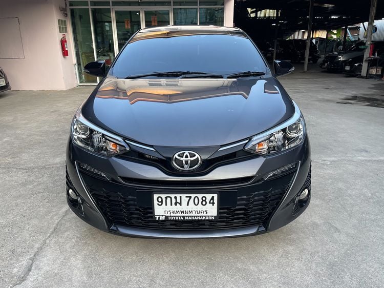 Toyota Yaris 2020 1.2 High Sedan เบนซิน ไม่ติดแก๊ส เกียร์อัตโนมัติ เทา รูปที่ 2