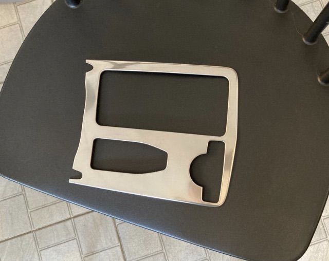 ม่านพับ แผ่นสไลด์ คอนโซลวางแก้วน้ำ Benz W204 W212 W207 R172 C-coupe E-coupe C180 C20 C230 C250 E200 E220CDi E250 E300 รูปที่ 11