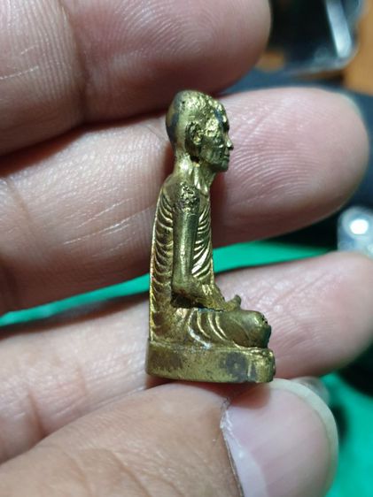 รูปหล่อโบราณหลวงพ่อเดิม รุ่นเสาร์5 วัดหนองบัว ปี36 รูปที่ 10