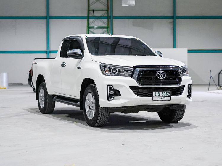 Toyota Hilux Revo 2018 2.4 Prerunner E Plus Pickup ดีเซล ไม่ติดแก๊ส เกียร์ธรรมดา ขาว