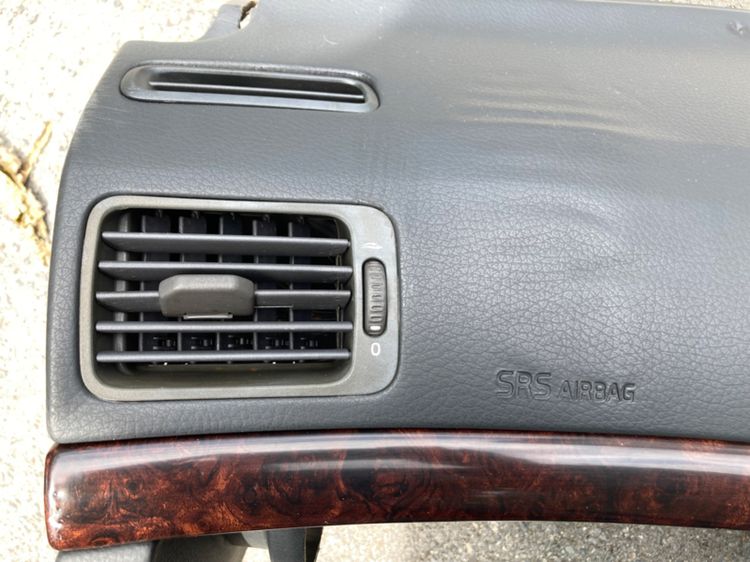 อะไหล่ Volvo นวมคอนโซลหน้า Airbag ช่องแอร์ ลายไม้ เก๊ะข้าง มือสอง สภาพดี 940 , S70 , S80  รูปที่ 14