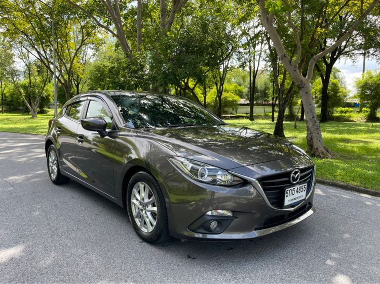 Mazda Mazda3 2016 2.0 C Sports Sedan เบนซิน ไม่ติดแก๊ส เกียร์อัตโนมัติ น้ำตาล