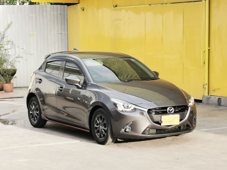 Mazda Mazda 2 2019 1.3 High Connect Sedan เบนซิน ไม่ติดแก๊ส เกียร์อัตโนมัติ เทา