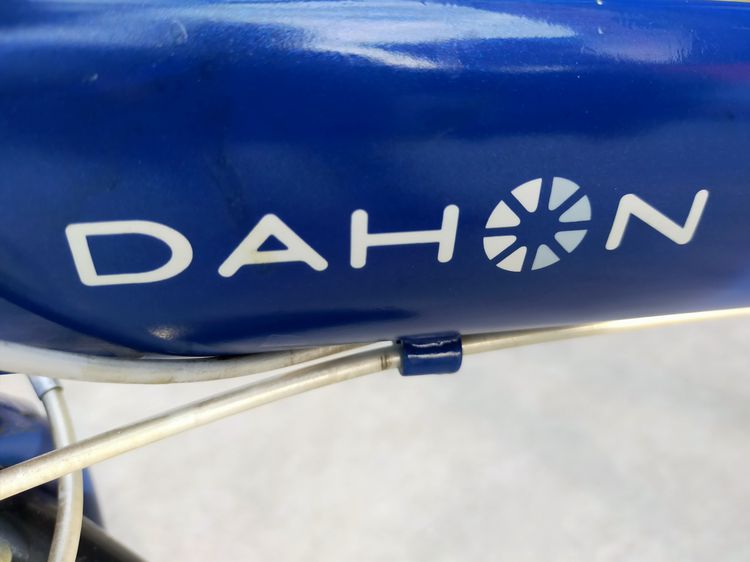จักรยานพับ Dahon Route 20" (406) 7speed  12.2 kg.  	เฟรมอลูมิเนียม 	ชุดคออลูมิเนียมปรับระดับได้ 	ชิพเตอร์ ไมโครชิพ แบบบิด 	จานหน้า 52 รูปที่ 8