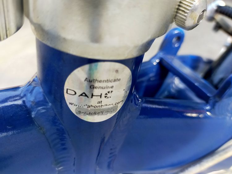 จักรยานพับ Dahon Route 20" (406) 7speed  12.2 kg.  	เฟรมอลูมิเนียม 	ชุดคออลูมิเนียมปรับระดับได้ 	ชิพเตอร์ ไมโครชิพ แบบบิด 	จานหน้า 52 รูปที่ 10