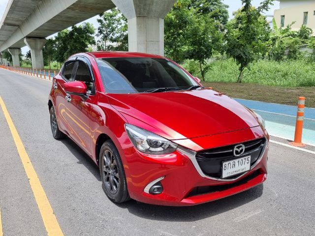 Mazda Mazda 2 2019 1.3 High Connect Sedan เบนซิน ไม่ติดแก๊ส เกียร์อัตโนมัติ แดง