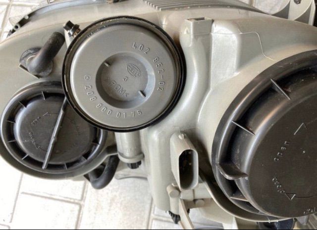 ไฟหน้า Benz CLK W209 ของแท้ Hella มือสอง ท่ออากาศ ท่อไอดี เครื่อง M112 V6 E240 W211 รูปที่ 5