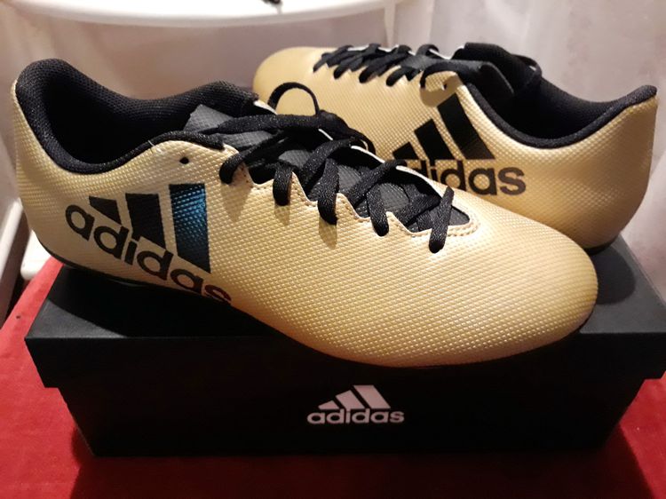 รองเท้าฟุตบอล อื่นๆ ผู้ชาย ขายรองเท้าสตั๊ด Adidas สีทอง (ยังไม่ได้ใส่) พร้อมถุงผ้า สวยงามสุดๆ