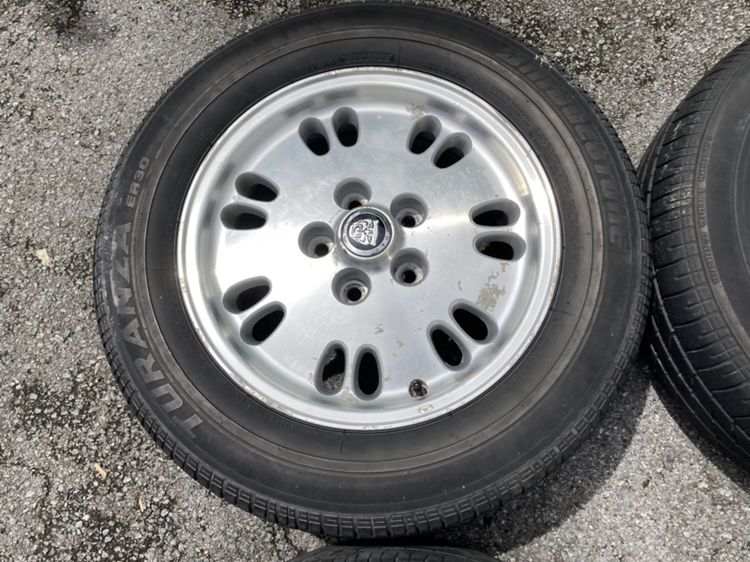 ชุดละ29,000 Jaguar XJ6 X300 และ XJ Sport ของแท้ มือสอง 16 นิ้ว 5รู 108 ยาง 225 60 16 รูปที่ 5
