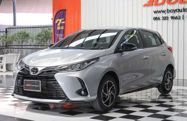 Toyota Yaris 2020 1.2 Sport Premium Sedan เบนซิน เกียร์อัตโนมัติ บรอนซ์เงิน
