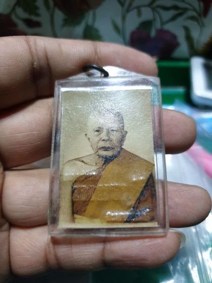 รูปถ่ายภาพหลวงพ่อแดงวัดเขาบันไดอีฐ เพชรบุรี เก่าไม่ทราบที่ รูปที่ 4