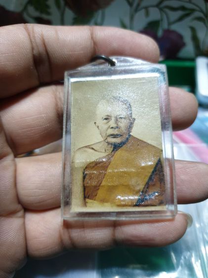 รูปถ่ายภาพหลวงพ่อแดงวัดเขาบันไดอีฐ เพชรบุรี เก่าไม่ทราบที่ รูปที่ 3