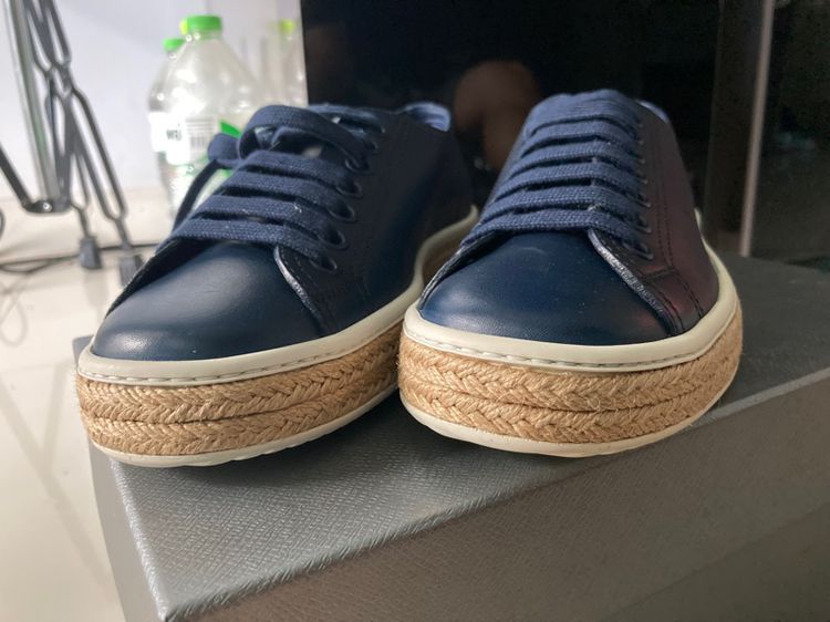 รองเท้า Prada สีน้ำเงินเข้ม ไซส์ EU40 Made in Italy มือหนึ่ง รูปที่ 9
