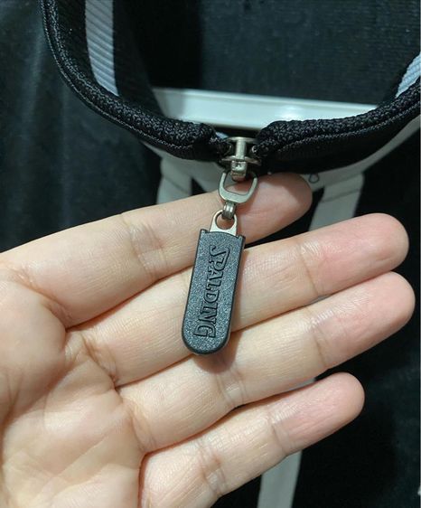 เสื้อวอร์มสีดำ แบรนด์ spalding รูปที่ 5