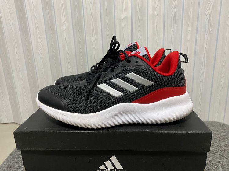 adidas 9.5