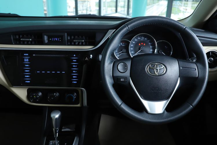 Toyota Altis 2017 1.6 G Sedan เบนซิน ไม่ติดแก๊ส เกียร์อัตโนมัติ เงิน