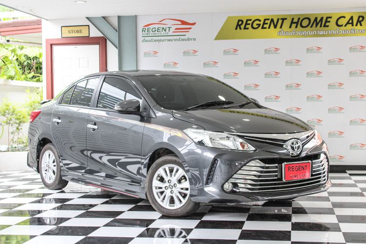 Toyota Vios 2017 1.5 E Sedan เบนซิน ไม่ติดแก๊ส เกียร์อัตโนมัติ เทา