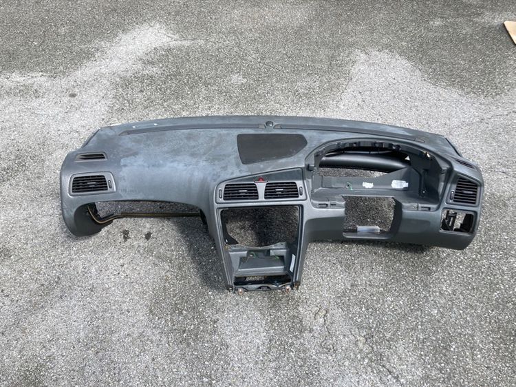 คอนโซลหน้า AIRBAG Volvo S60 S70 V70 XC70 ของแท้ มือสอง พร้อมช่องแอร์ สวิต ตะแกรงช่องลม แผงควมคุมแอร์ รูปที่ 13