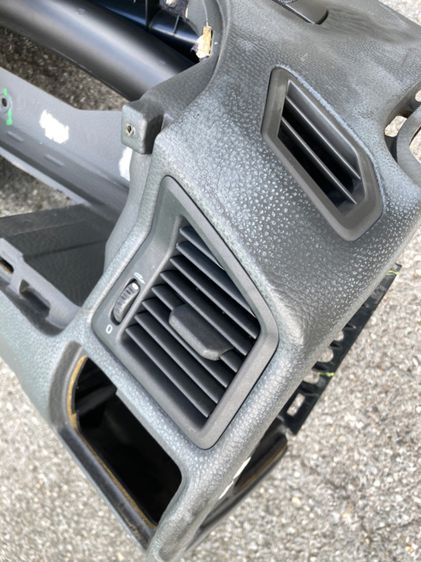 คอนโซลหน้า AIRBAG Volvo S60 S70 V70 XC70 ของแท้ มือสอง พร้อมช่องแอร์ สวิต ตะแกรงช่องลม แผงควมคุมแอร์ รูปที่ 6