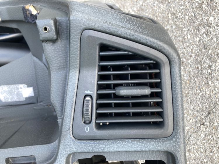 คอนโซลหน้า AIRBAG Volvo S60 S70 V70 XC70 ของแท้ มือสอง พร้อมช่องแอร์ สวิต ตะแกรงช่องลม แผงควมคุมแอร์ รูปที่ 5