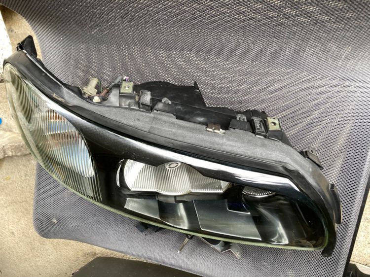 ไฟหน้า XENON ขวา Volvo S60 S70 V70 XC70 ฝั่งคนขับ รูปที่ 4