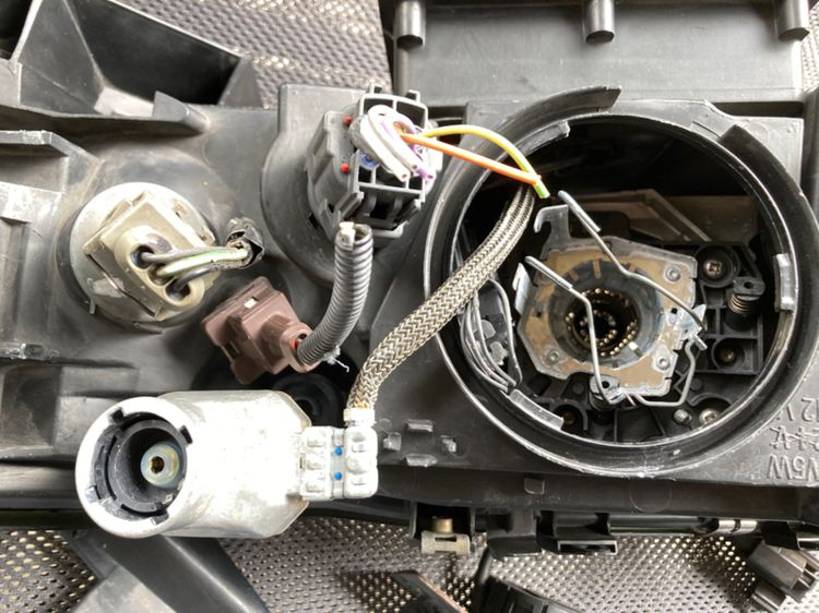 ไฟหน้า XENON ขวา Volvo S60 S70 V70 XC70 ฝั่งคนขับ รูปที่ 8