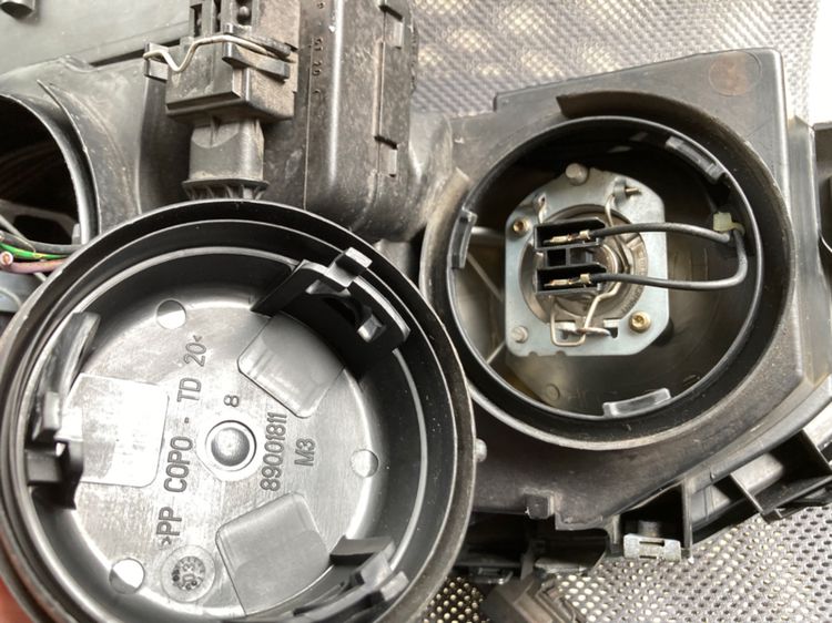 ไฟหน้า XENON ขวา Volvo S60 S70 V70 XC70 ฝั่งคนขับ รูปที่ 9