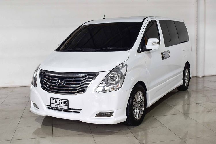 Hyundai Grand Starex 2016 2.5 VIP Van ดีเซล เกียร์อัตโนมัติ ขาว รูปที่ 4