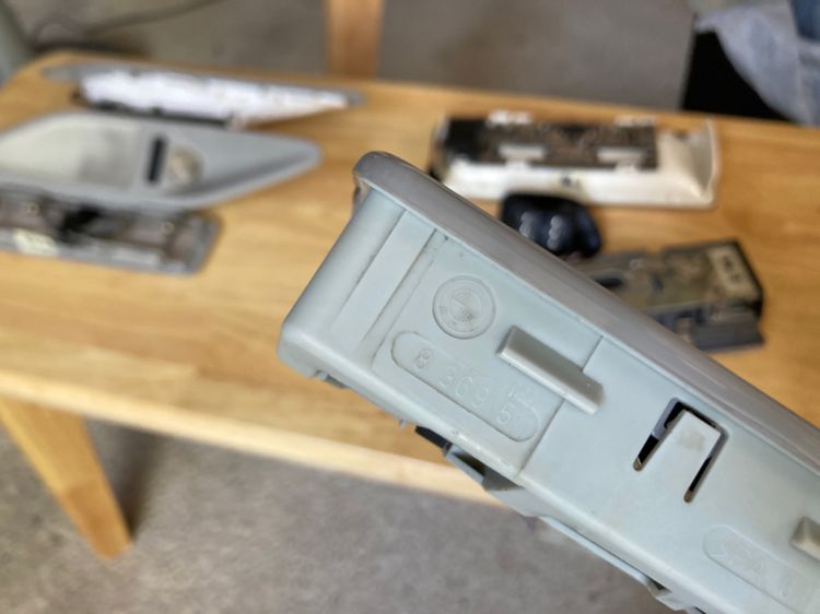 BMW E36 E46 E38 E39 ไฟเพดาน ไฟอ่านหนังสือ สวิตกระจกข้าง อะไหล่ ของแท้มือสอง รูปที่ 11