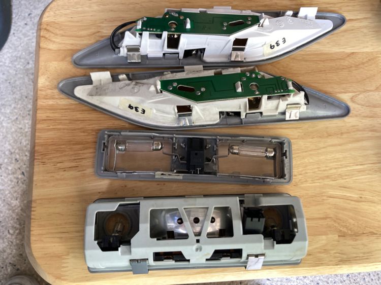 BMW E36 E46 E38 E39 ไฟเพดาน ไฟอ่านหนังสือ สวิตกระจกข้าง อะไหล่ ของแท้มือสอง รูปที่ 3