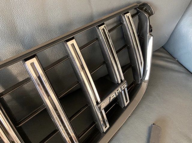 กระจังหน้า Benz W204 ทรง AMG GTR พร้อมโลโก้Benz ดาวกระจกรุ่นใหม่ รูปที่ 2