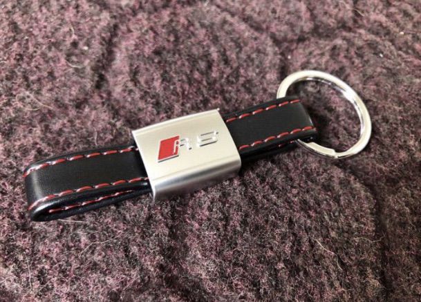 พวงกุญแจ Audi RS , S Line หนังดำด้ายแดง และด้ายดำ มี 3 แบบ รูปที่ 3