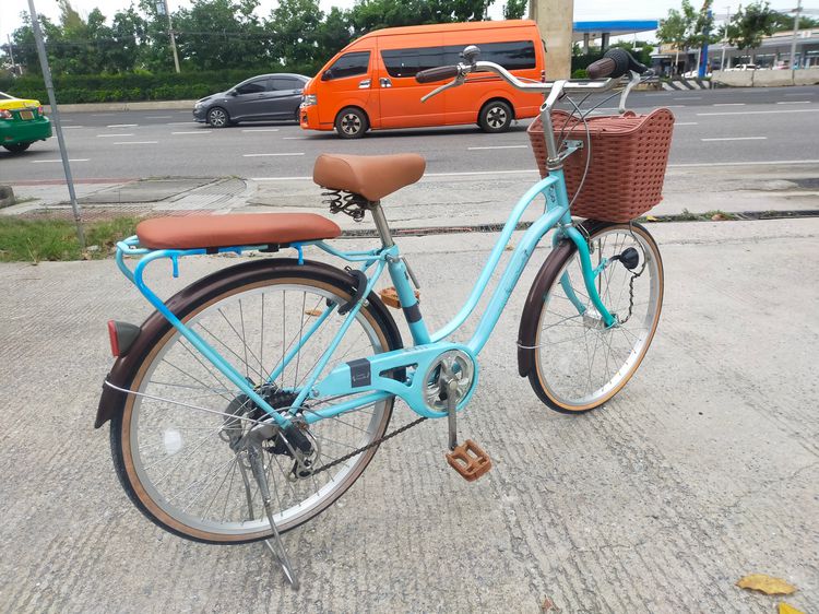 จักรยานแม่บ้าน ญี่ปุ่น คุณภาพดี ทรงวินเทจ เฟรมเหล็ก Hiten สีฟ้า เกียร์ชิมาโน 6 สปีด ตะกร้าหน้า+เบาะหลัง-อาน+บันใดสีน้ำตาล ไฟดุมหน้าแบบออโต้อ รูปที่ 3