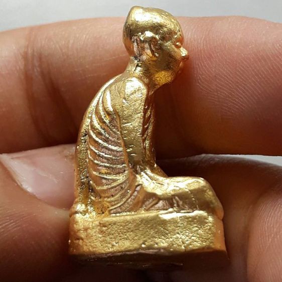 รูปหล่อหลวงปู่ทิม วัดละหารไร่ รูปที่ 4