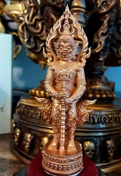 ท้าวเวสสุวรรณ วัดป่าภูก้อน ขนาดตั้งโต๊ะหรือวางหน้ารถ สูง8.5เซ็นติเมตร งานสวย ละเอียด รูปที่ 12