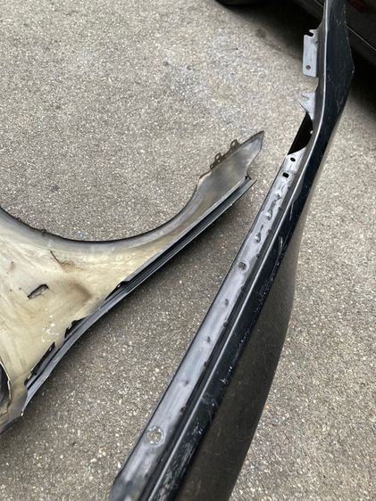 อะไหล่ BMW E60 ฝากระโปรงหน้า ฝากระโปรงท้าย แก้มข้างบังโคลนหน้า ของแท้มือสอง 525i 520i 520d 523i 530i รูปที่ 15