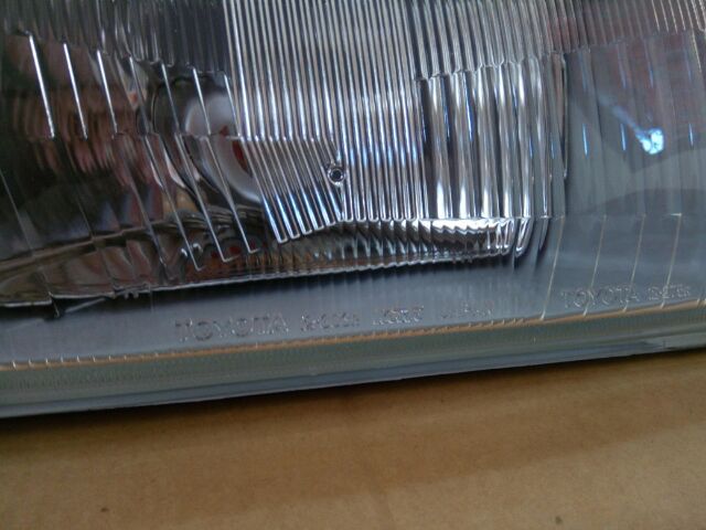 ไฟหน้า โตโยต้า โดเรม่อน AE90-92 ปี 88-91 เป็นของแท้ ของใหม่ ไม่เคยใช้งาน หายาก สำหรับคนรักรุ่นนี้เก็บรุ่นนี้โดยเฉพาะ กระจังหน้า ae90-92 แท้ ใหม่ รูปที่ 5