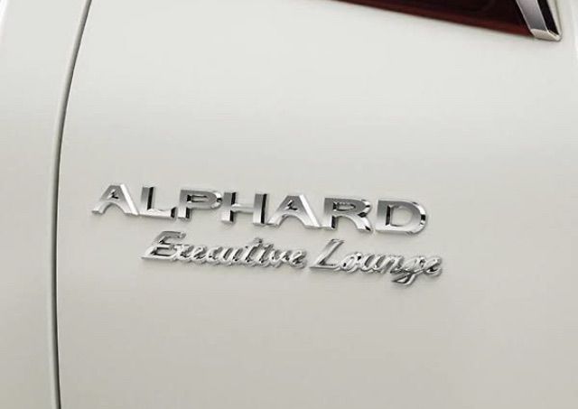 ชุดแต่ง Executive Lounge สเกิร์ตกันชน หน้า Alphard 30 รุ่นปี 2015-2017 ของแท้มือสอง Exclusive Lounge รูปที่ 18