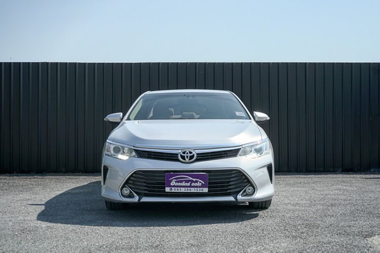 Toyota Camry 2017 2.0 G Sedan เบนซิน ไม่ติดแก๊ส เกียร์อัตโนมัติ เงิน รูปที่ 2