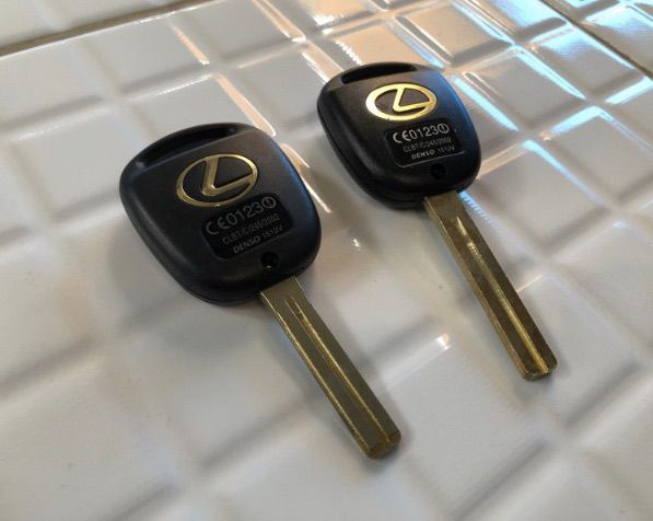 กรอบกุญแจรีโมท Lexus 2 ปุ่ม และ 3 ปุ่ม LS400 LS430 ES300 GS300 RX300 LX470 รูปที่ 3