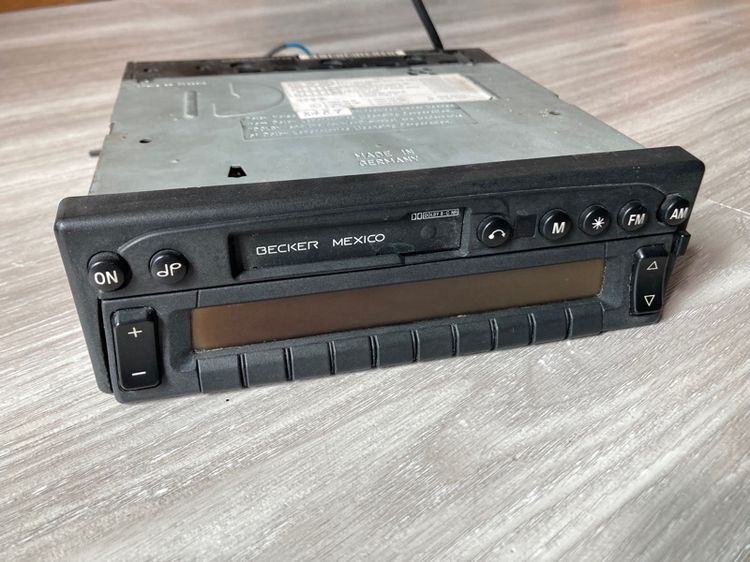 BECKER Benz คลื่นไทย รุ่น Mexico สามารถต่อตู้ CD วิทยุติดรถรถBenz ถอดจากรถออกศูนย์ Benz Thailand รูปที่ 9