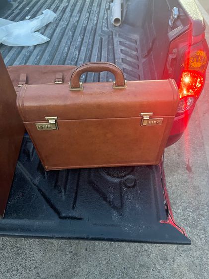 กระเป๋าหนัง bally แท้   รูปที่ 5