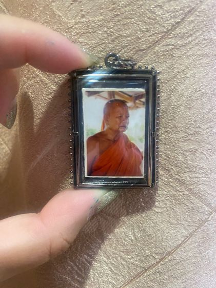 สมเด็จเพชรดำหลังรูปถ่าย หลวงพ่อผิน วัดโคกสว่าง รูปที่ 3