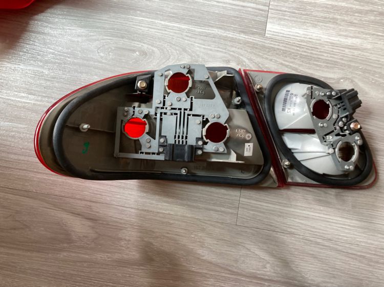 อะไหล่ Benz W210 สำหรับ E200 E230 E240 E220CDi กล่องควบคุม สวิตปรับเบาะไฟฟ้า ไฟฉุกเฉิน เซนทรัลล๊อค ไฟท้าย Airbag Sensor ของแท้มือสอง รูปที่ 12