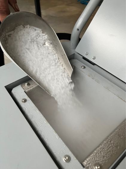 บริการพ่นทำความสะอาดด้วยระบบน้ำแข็งแห้ง Cold jet dry ice blasting รูปที่ 5