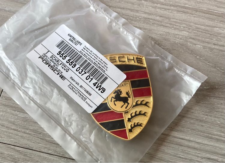 โลโก้ ตัวอักษร Porsche S 718 Boxster ติดท้าย ของใหม่ สีดำ สีเงิน Cayman Boxster Macan Cayenne Panamera 911 718 รูปที่ 9