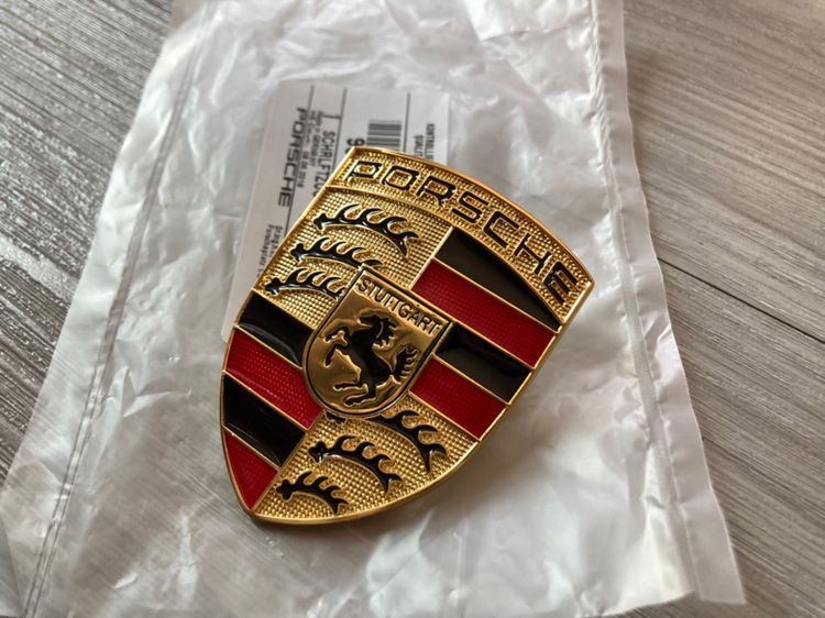 โลโก้ฝาโปรงหน้า ฝาล้อ Porsche 75 mm. Chrome ใส่ล้อ Porsche Panamera Cayenne Cayman Macan Boxster 911 รูปที่ 2