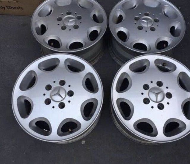 อะไหล่ Benz W124 Airbag พวงมาลัย หม้อพักหม้อน้ำ มือเปิดประตูหน้าขวา กรอบกุญแจรีโมท ฝาปิดหูลากกันชนหน้า เป็นอะไหล่ วิทยุติดรถ ปุ่มวิทยุ รูปที่ 17