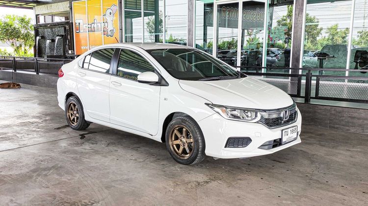 Honda City 2018 1.5 S Sedan เบนซิน ไม่ติดแก๊ส เกียร์อัตโนมัติ ขาว รูปที่ 2