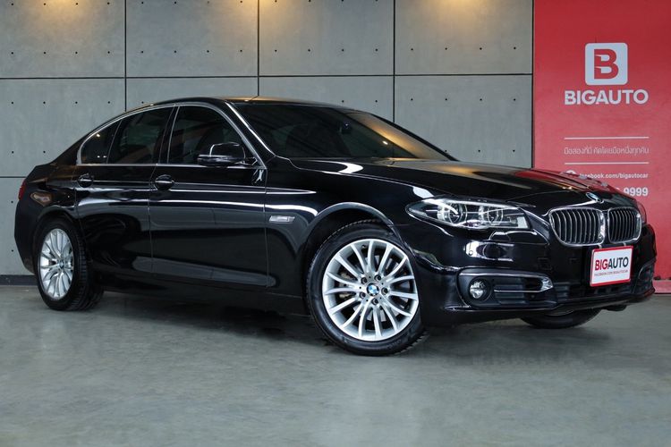 BMW Series 5 2015 525d Sedan ดีเซล ไม่ติดแก๊ส เกียร์อัตโนมัติ ดำ